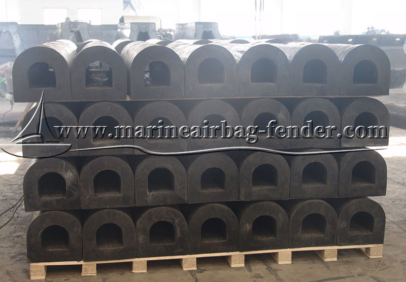 Heavy Duty Hot Galvanizing Chain Ship Docking D Type Fender Bolted Installation
