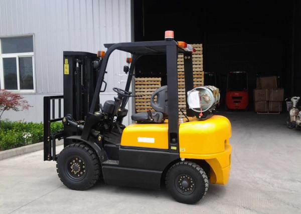Buy cheap Dual Fuel Forklift Industrial Forklift Truck , 3000MM Lifting Height Propane Tank Forklift from wholesalers
