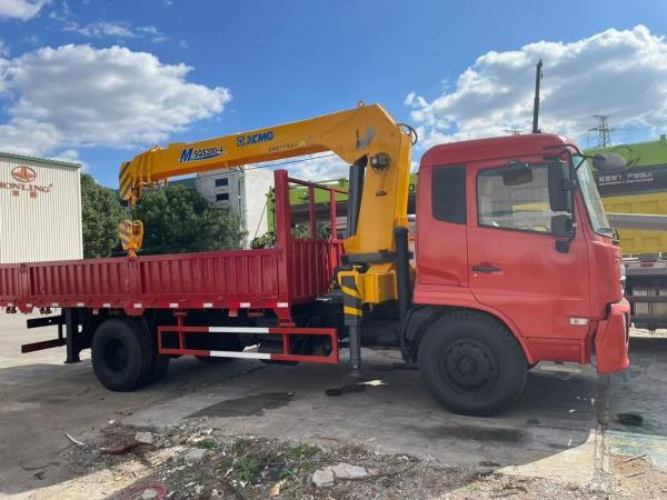 Buy cheap 8 Tons XCMG SQS200-4 Truck Mounted Used Crane With DongFeng Truck 2019 Year from wholesalers