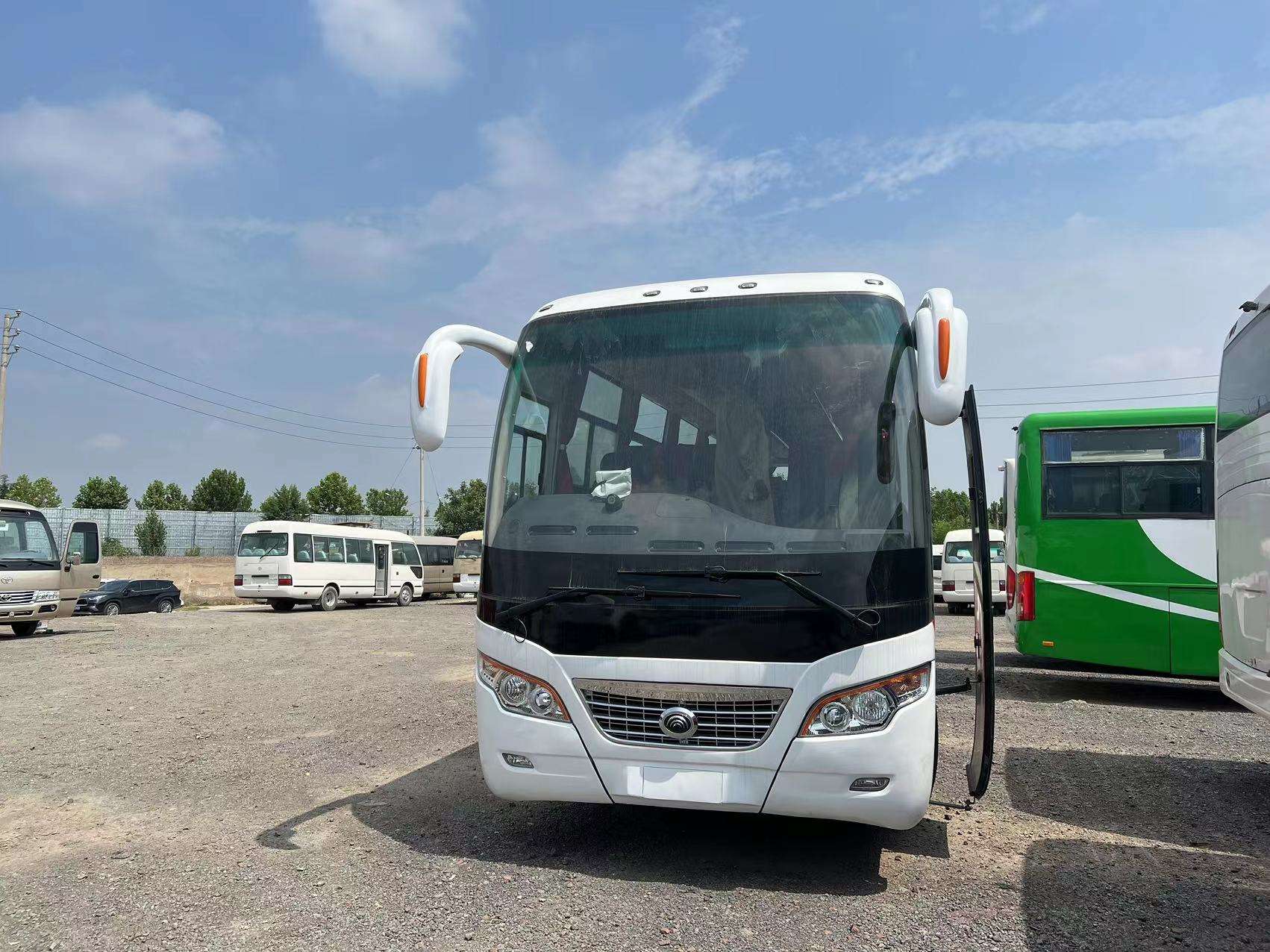 50 Seater Used Coach Bus LHD Second Hand Youtong Passenger Bus with Good Condition