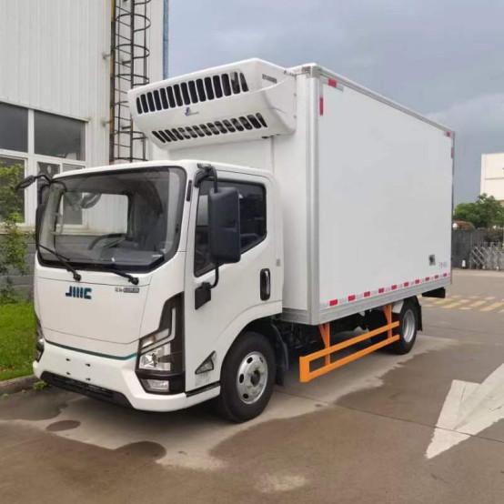 Buy cheap 167hp 227hp Jiangling Refrigerated Truck Diesel Rear Drive 4×2 from wholesalers