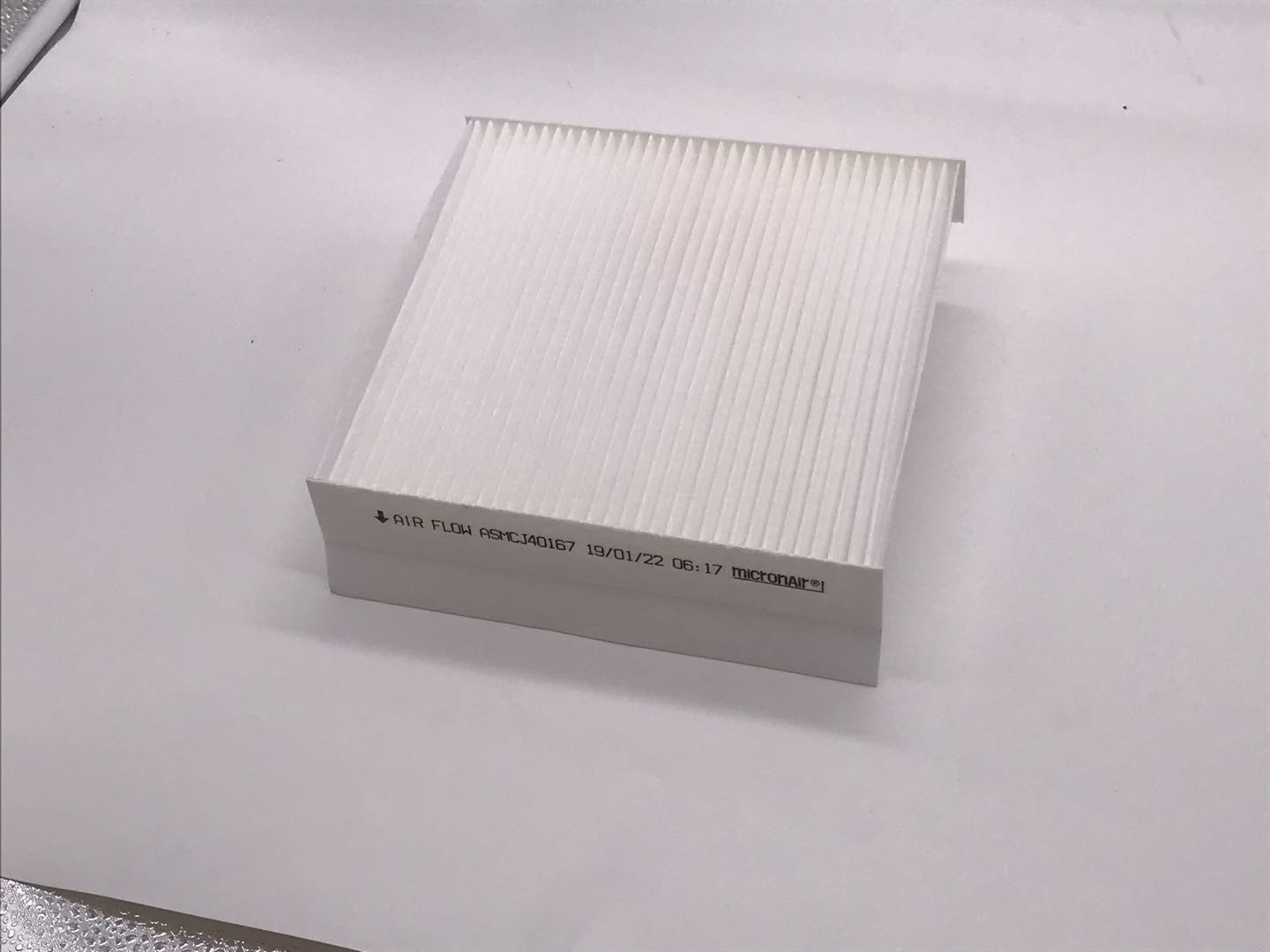 White Rectangular CJ40167 Accord Cabin Air Filter