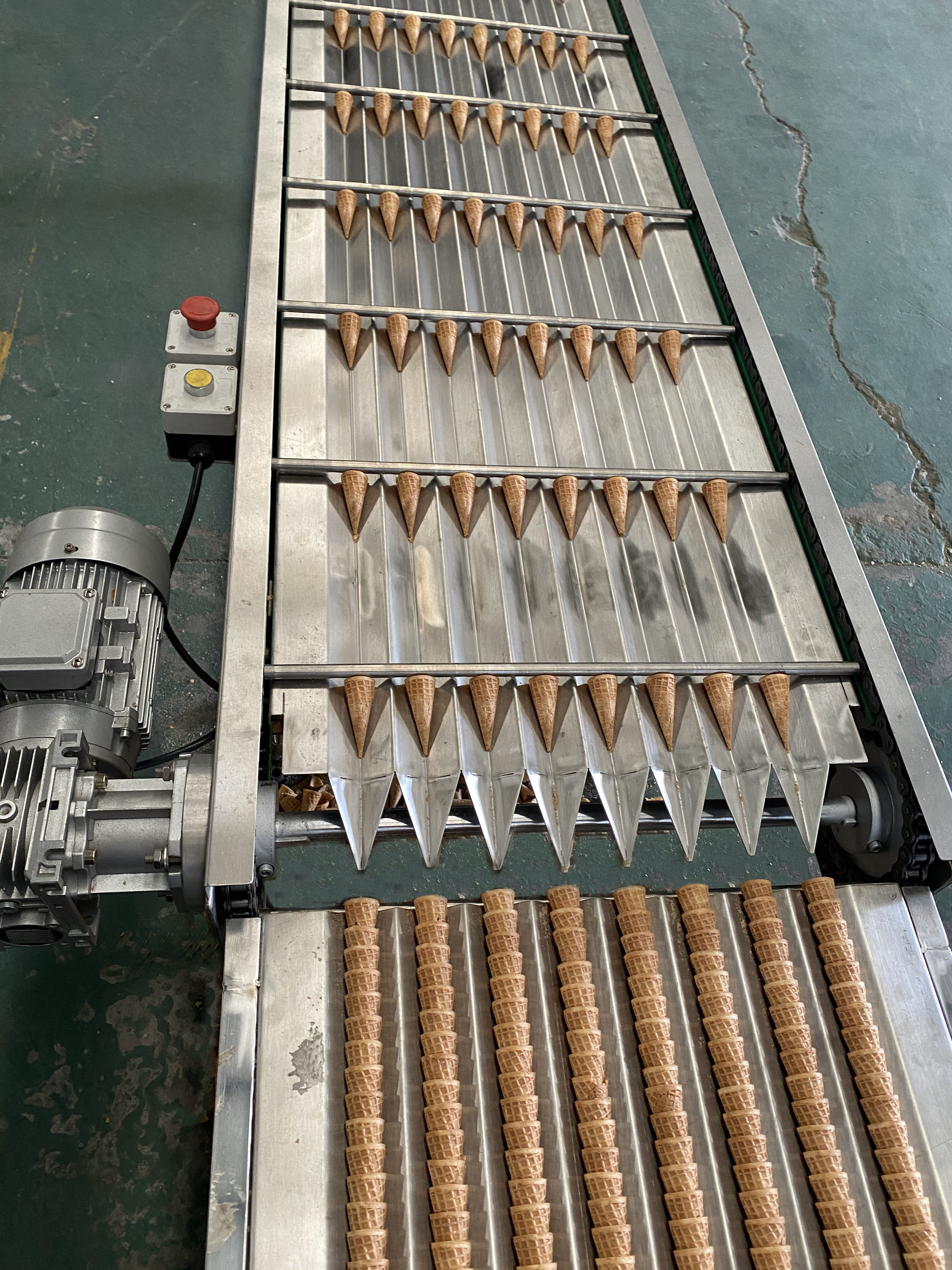 10kg/H Sugar Cone Making Machine Thermal Processing Siemen Control