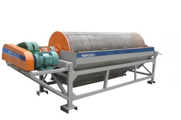 High Speed Wet Magnetic Separator , Adjustable Magnetic Roller Separator Drum