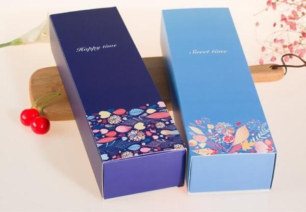 Buy cheap Custom Wholesale Luxury Foldable Paper Gift Flower Packaging Box with PVC window,Luxury Black Paper Gift Round Rose Flow from wholesalers