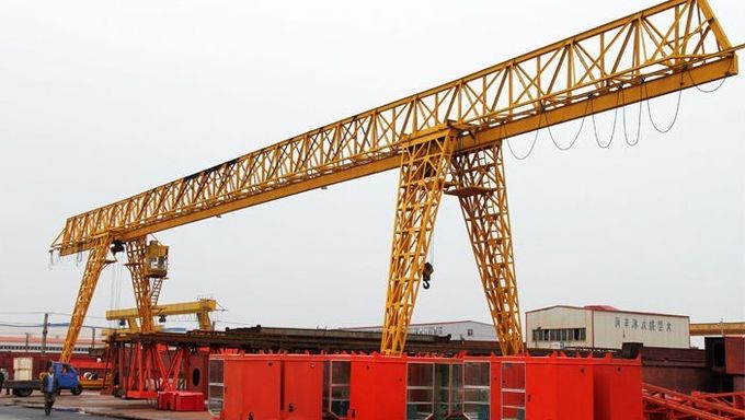 20 Ton Electric Mobile Single Beam Gantry Crane With Cabin / Remote Control