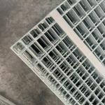 Various Bar Shapes Serrated Type Grating Hot Dip Galvanized Stainless Steel