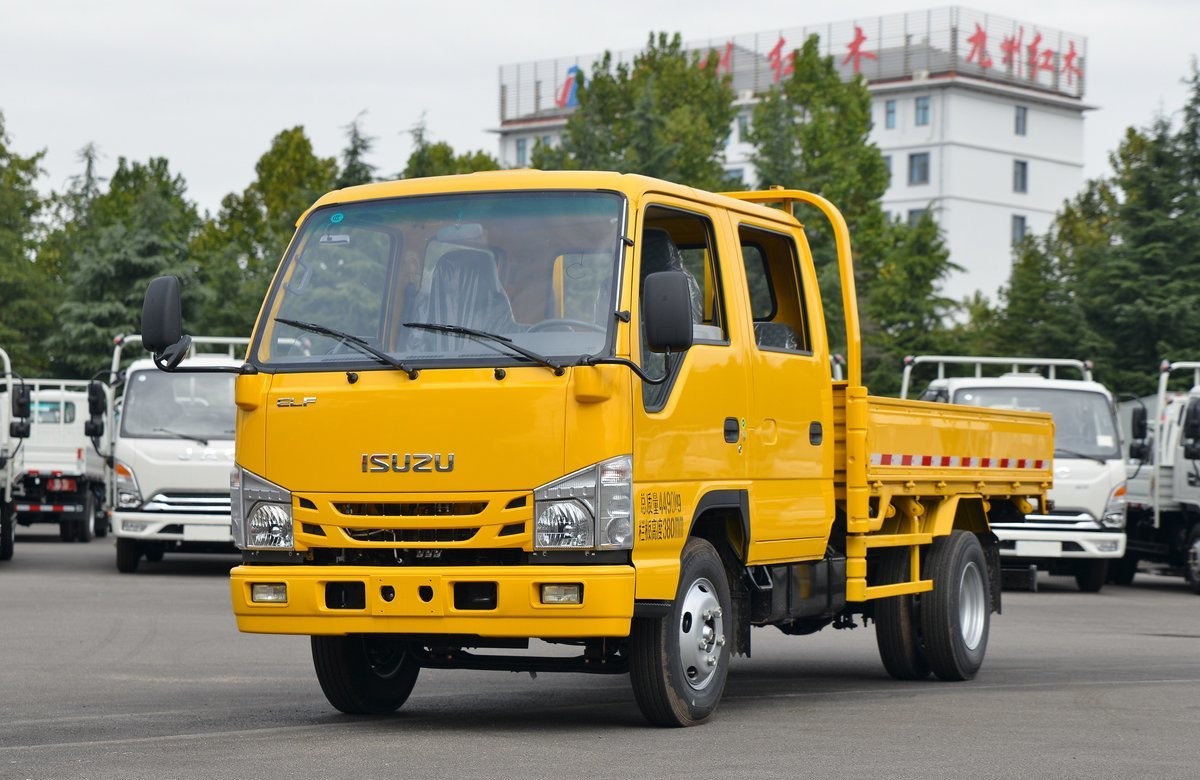 Versatile ISUZU RHD Small Mini Truck with 1 Ton Capacity and Gasoline/Diesel Engine
