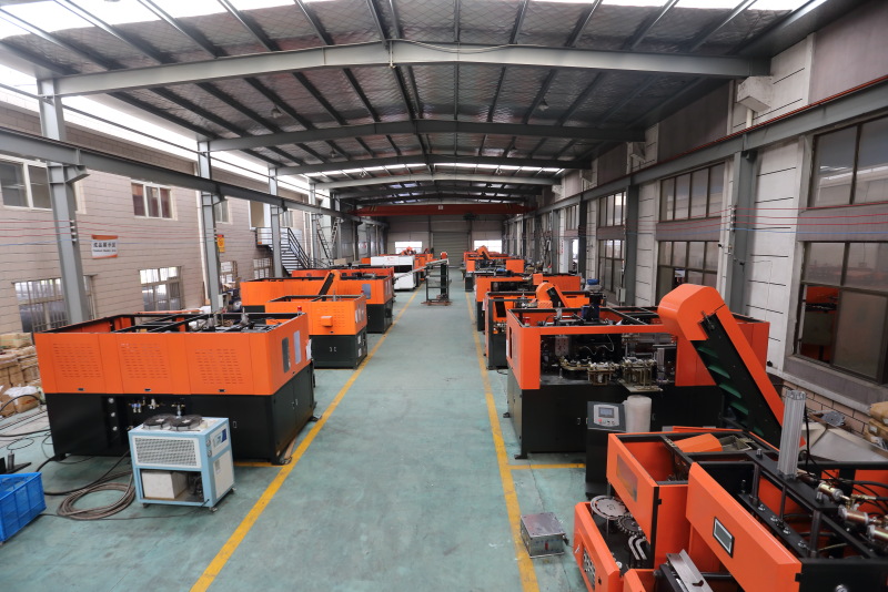 100ml-2L Plastic Bottle Molding Machine PET Stretch Blowing 6100KG