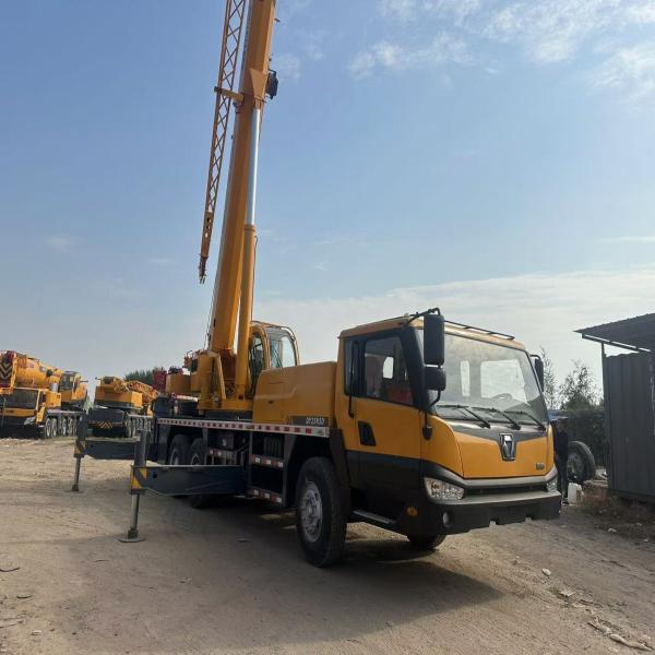 Buy cheap XCMG QY25KD Used Crane Trucks Heavy Equipment 25T from wholesalers