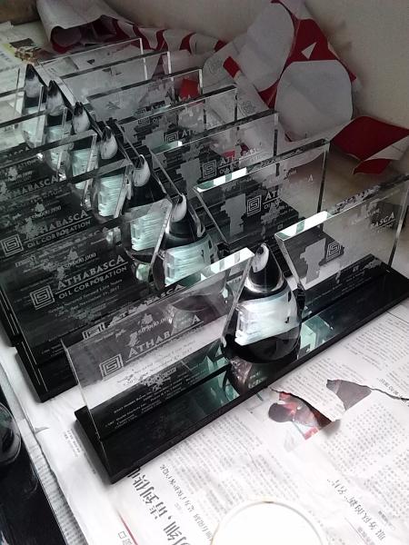 Buy cheap crystal awards from wholesalers