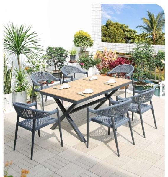 OEM Acceptable European Design PE Rattan Chair and Aluminium Table for Outdoor