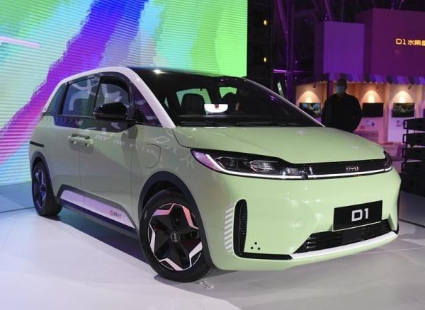 Intelligent 130km/h Medium Electric Cars BYD D1 Electric Four Wheel Drive