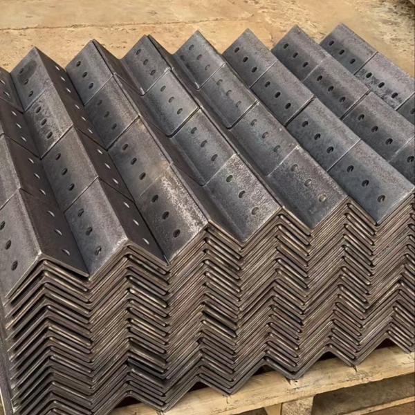 Buy cheap Galvanized Steel Angle Lintel For Industrial Buildings Non galvanized Black Iron Grade Materia from wholesalers