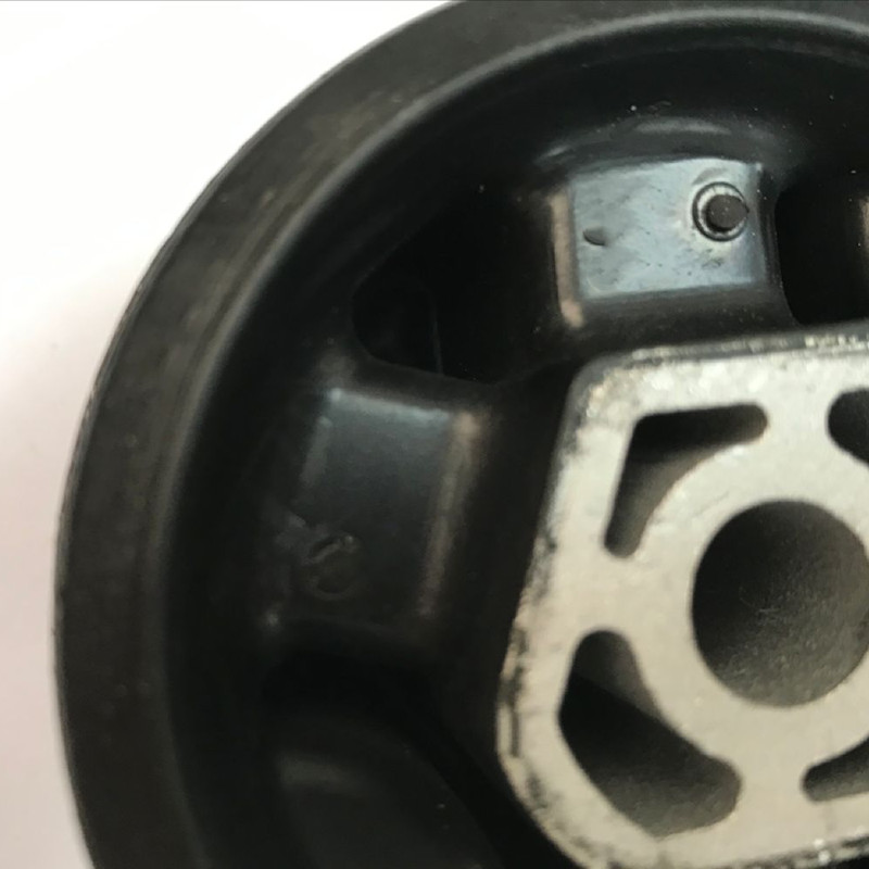 Car Suspension control arm bushing stabilizer bar bushing 55160-2K000 For Hyundai Kia SOUL 551602K000