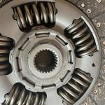 Car Fitment Volvo Medium Duty Heavy Duty Truck Clutch Disc Clutch Plate for 2007