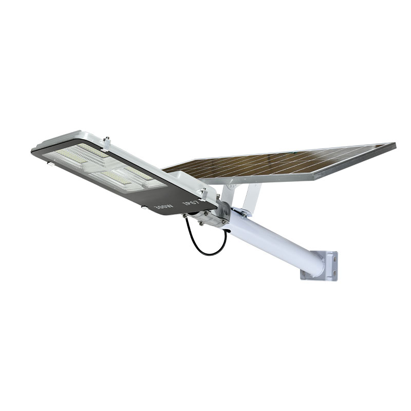 Aluminum Solar Powered Street Lights With Remote Control 120watt 150watt 240watt 360watt