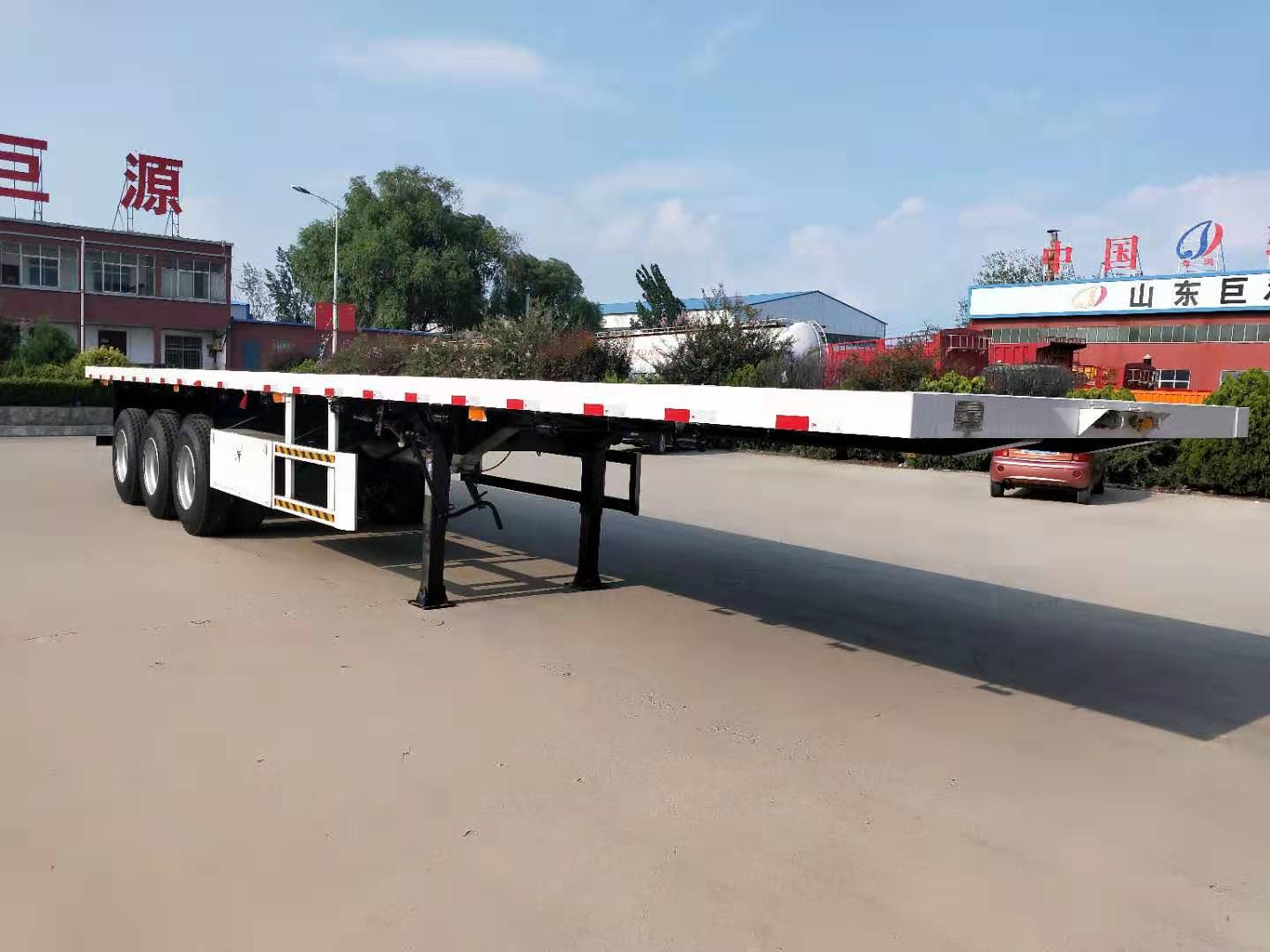 45ft 3 Axles Shipping Container Flat Bed Semi Trailer for Dual Container Transport