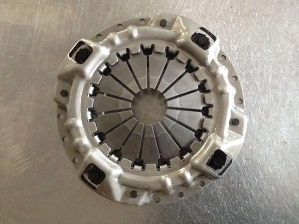 Buy cheap Clutch Cover Mitsubishi Spare Parts Genuine Japanese Spare Parts OEM ME521103 from wholesalers