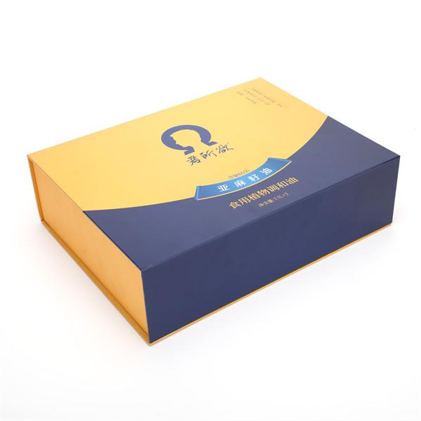 Buy cheap protective varnish Luxury Packaging Box , Magnetic Bridesmaid Gift Box from wholesalers