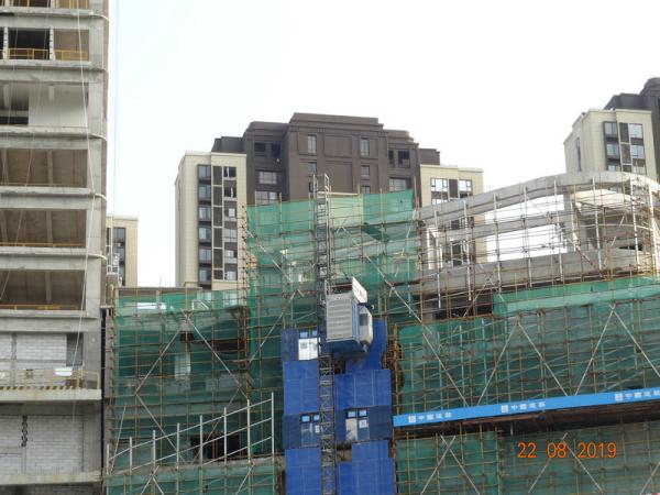 Buy cheap Q345B Steel Man Material Rack And Pinion Hoist from wholesalers