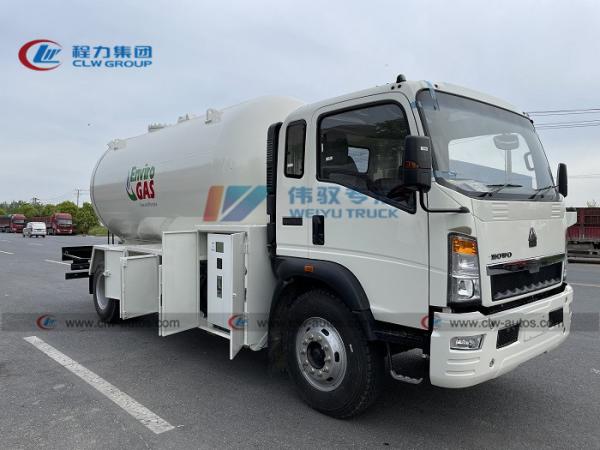 Buy cheap Sinotruk HOWO 4x2 15m3 12m3 LPG Gas Bobtail Tanker Truck from wholesalers