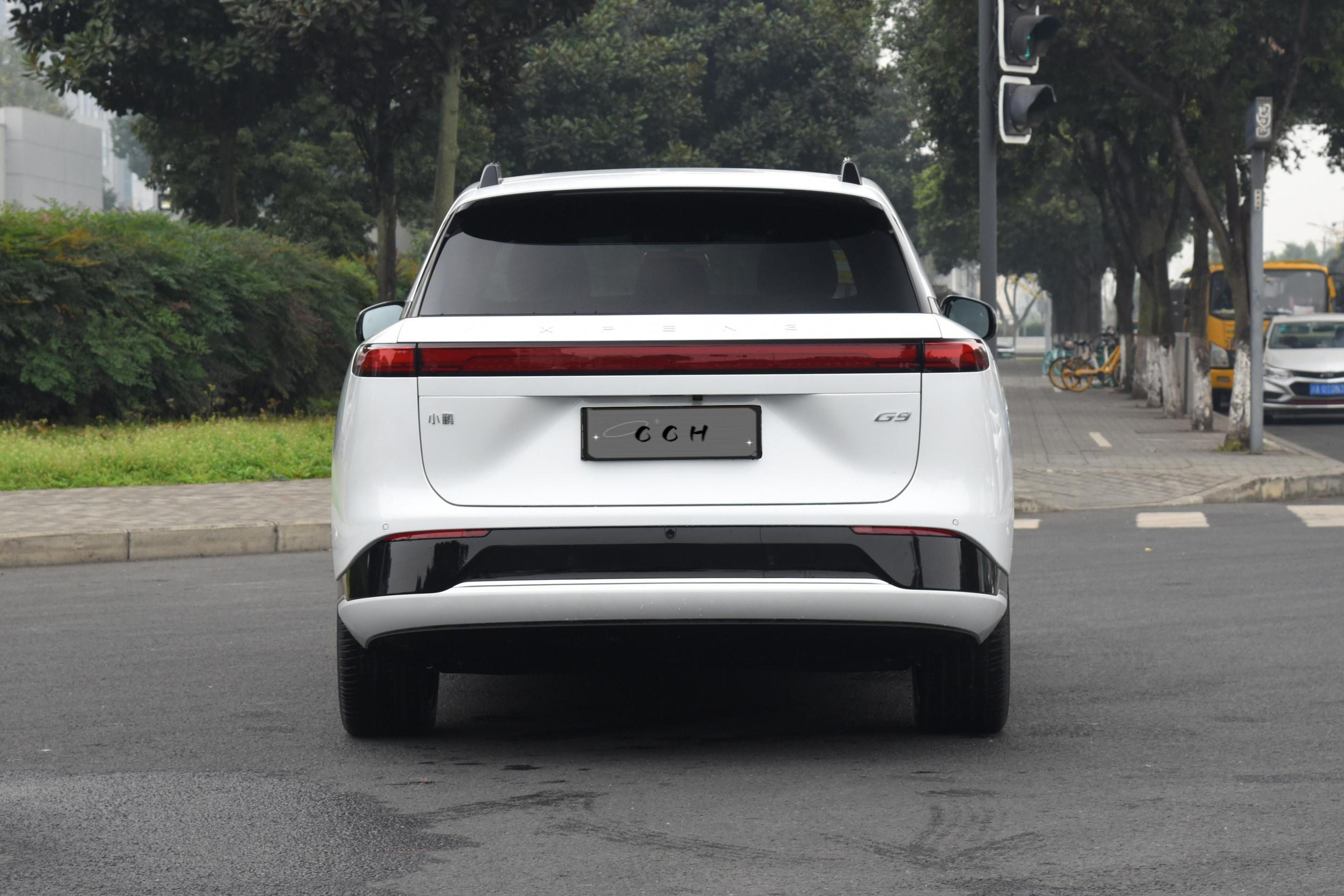 230kw Xpeng G9 EV Used New Energy Electric Car Max Speed 200km/H