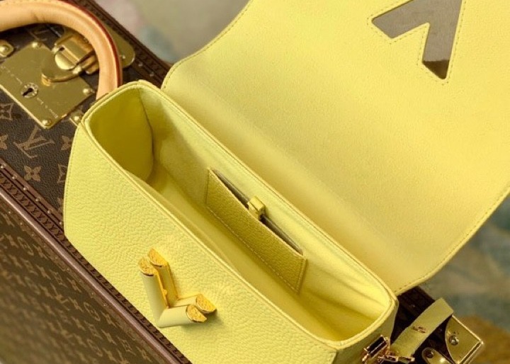 Twist Womens Luxury Handbag genunie cowhide leather yellow cute cross-body bag