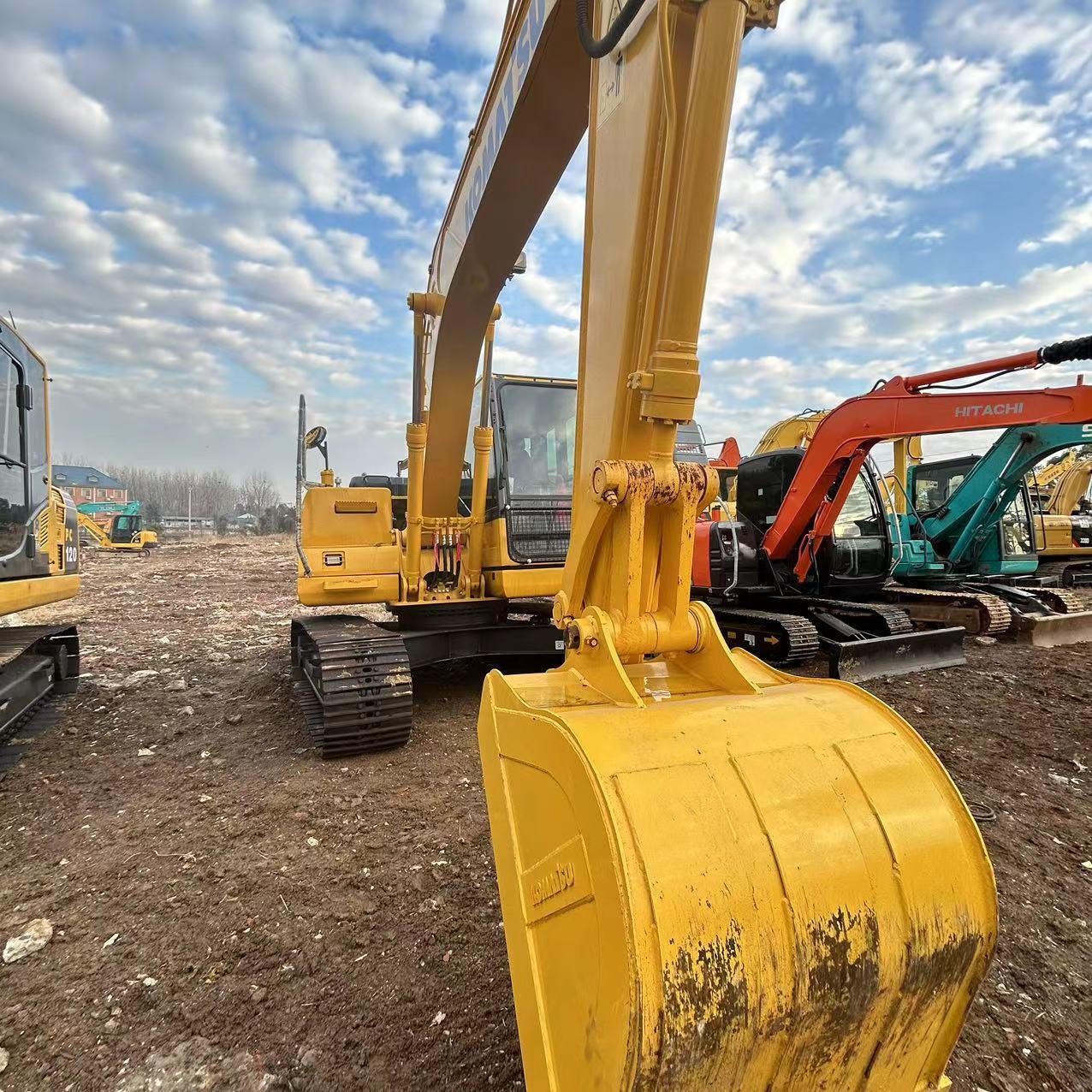Secondhand Komatsu Digger PC110 Used 11ton Small Type Crawler Excavator