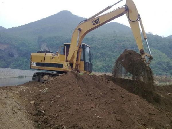 Buy cheap 2002 ​Year 80.3kw 0.5cbm Bucket E120B Used CAT Excavator from wholesalers