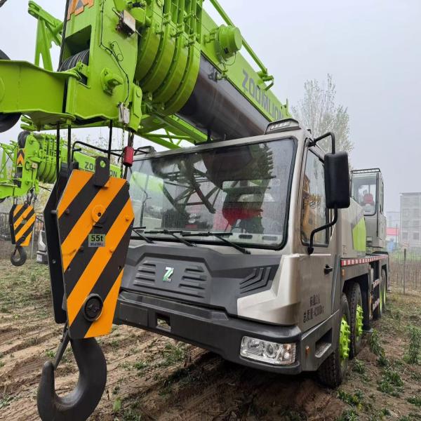 Buy cheap ZOOMLION ZTC550V Used Crane Trucks Heavy Equipment 55T from wholesalers