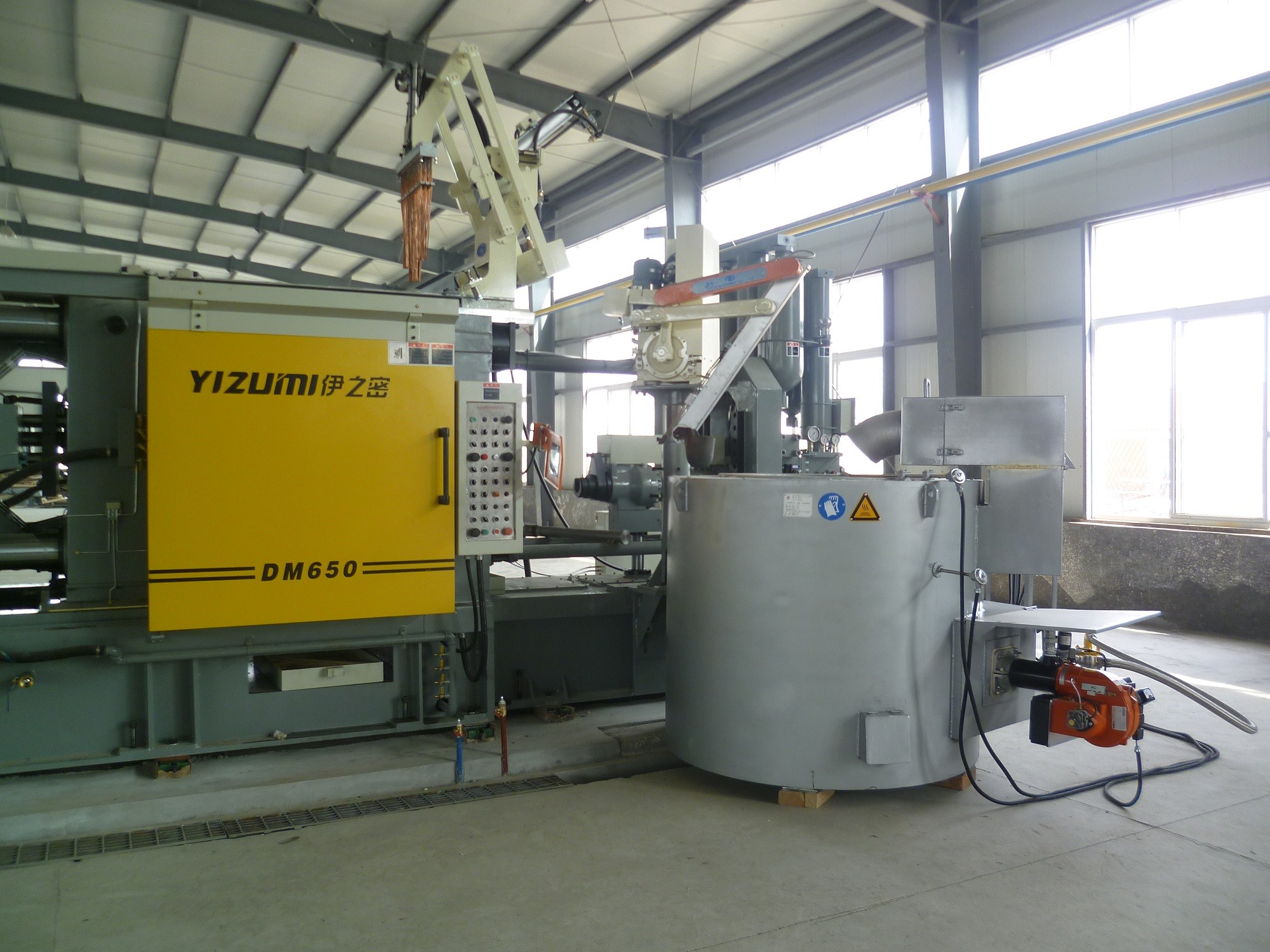 ≤5kw Aluminum Crucible Furnace With Φ16 Temperature Measuring Thermocouple And Energy Consumption