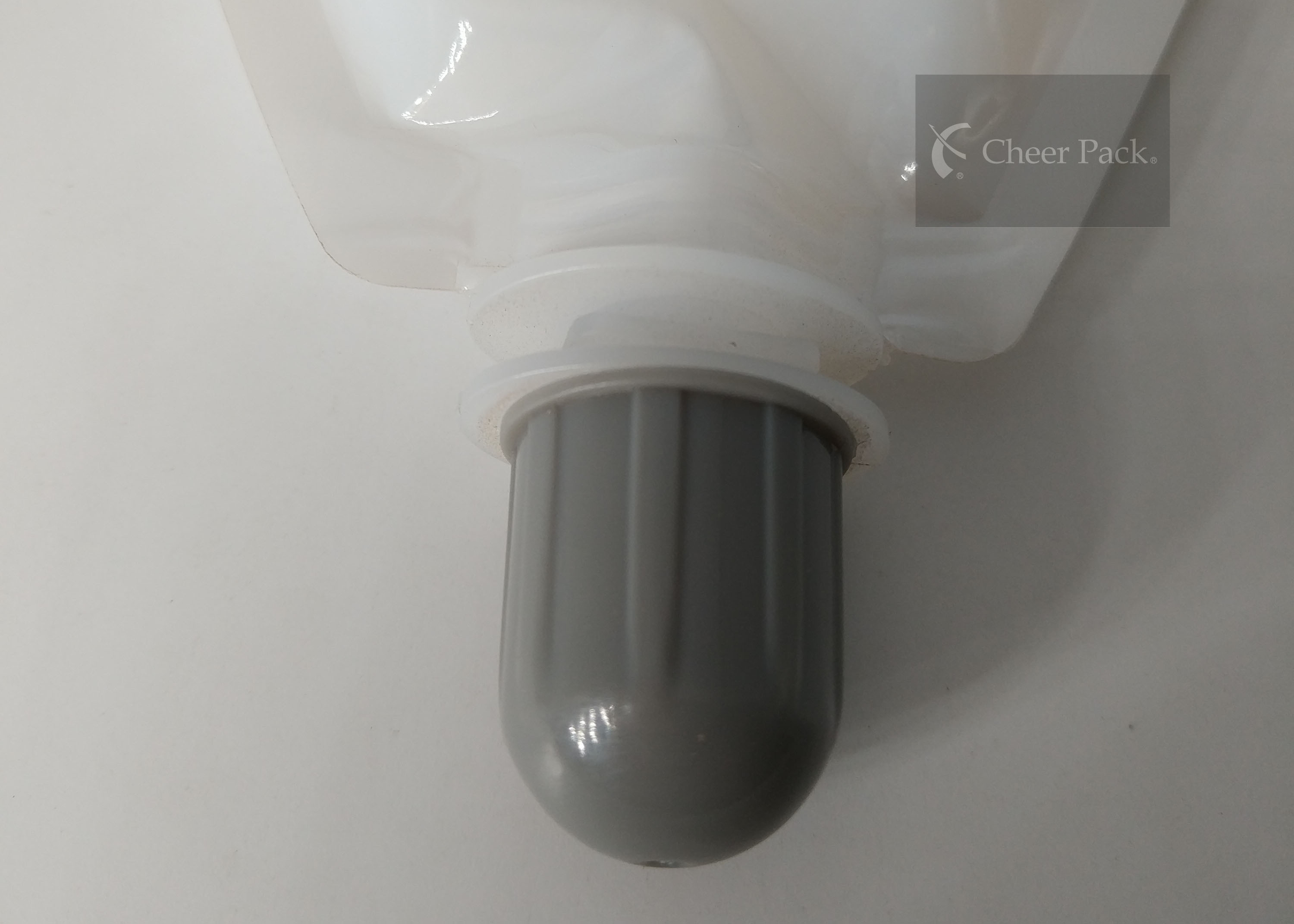 Gray Color 12mm Plastic Spout Cap And Screw Cap For Stand Up Pouch