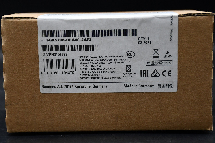 Siemens Ethernet Switch, 8 RJ45 port, 24V dc, 10 Mbit/s, 100 Mbit/s Transmission Speed, DIN Rail Mount