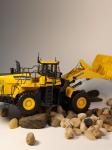 1/50 Scale Komatsu WA600 Wheel Loader Alloy Diecast Model UH Series Construction