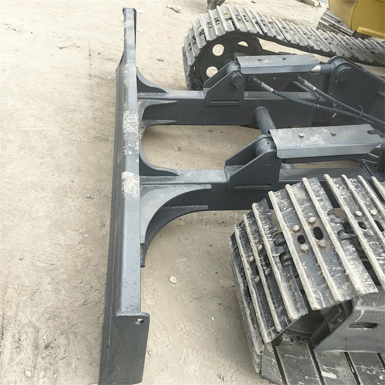 Japan Used Komatsu PC128 Excavator with Low Working Hours and Original Hydraulic Cylinder