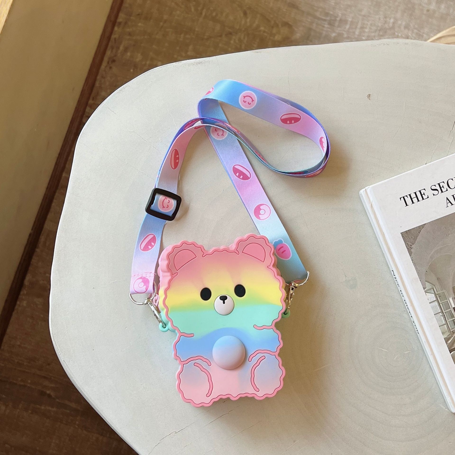Lightweight BPA Free Silicone Pen And Pencil Box Pop Shoulder Purse Fidget Toys Bag For Girls Corssbody Shoulder Purse