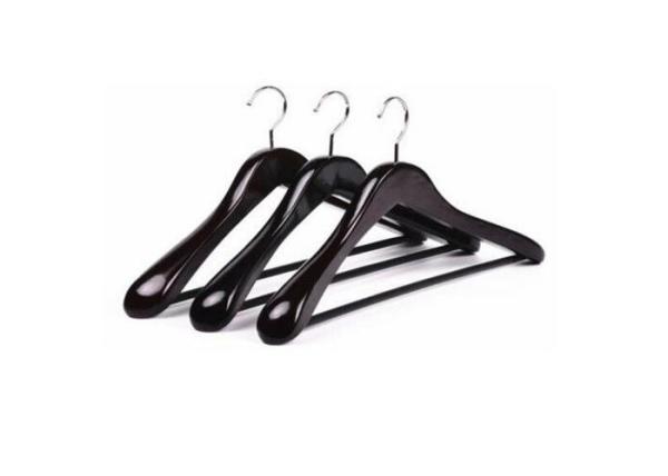 Buy cheap Black Wooden Non Slip Hanger Retail Clothes Hangers Easy Assembly For Clothes Shop from wholesalers