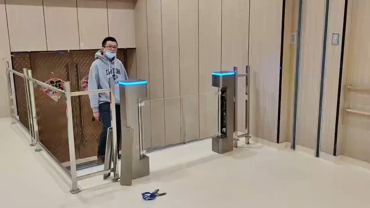 Automatic 304 Optical Swing Turnstile 20-35 People / Minute