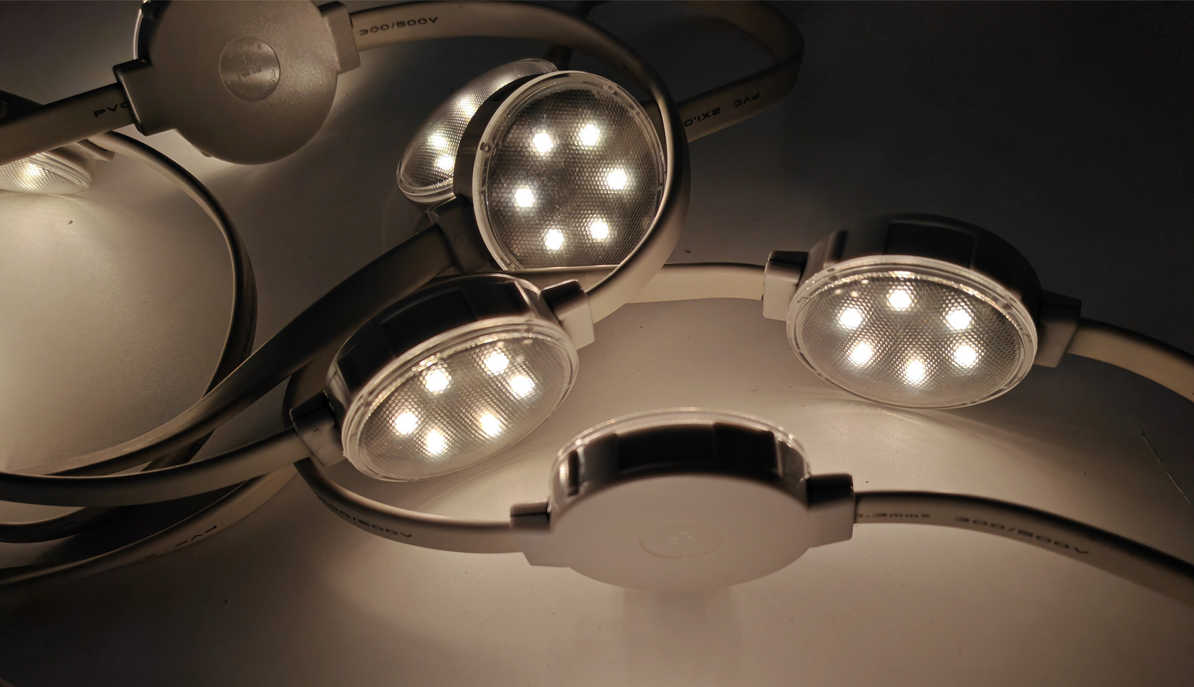 High quality IP67 outdoor waterproof permanent RGBW 6500k pixel light