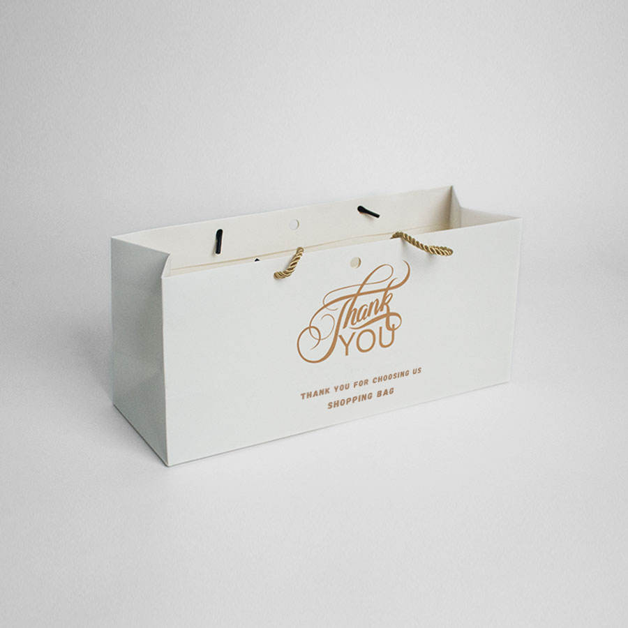 Customer's Logo Retail Boutique Shopping Gift Luxury White Paper Bag with Customized Size