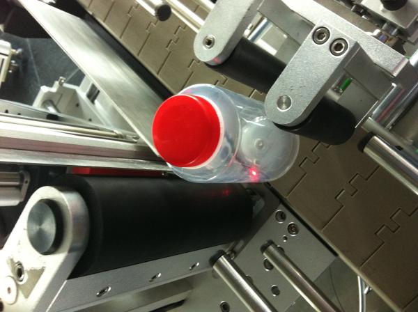 Buy cheap Beverage Industry Round Bottle Sticker Labeling Machine Electric Driven Type from wholesalers