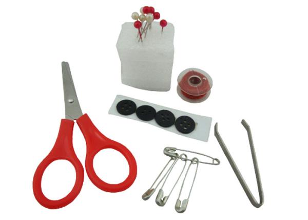 Buy cheap 13.5g Practical Travel Sewing Kits With 6 Contents Compact Sewing Kit from wholesalers