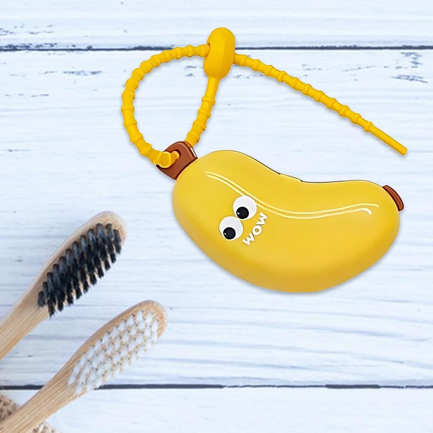 Banana-Shaped Toothbrush Cover And Silicone Toothpaste Travel Container Set – Cute Portable Travel Toothbrush Holder + Leak-Proof Toothpaste Tube Case
