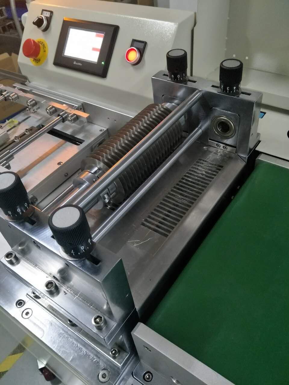 3.0mm 220V AC 60HZ Multiple Group Blades PCB Depanelizer