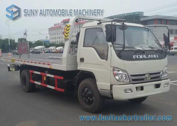 Buy cheap White Foton 6 Wheeler Tow Truck , 3000KG / 5000KG Road Wrecker Truck from wholesalers