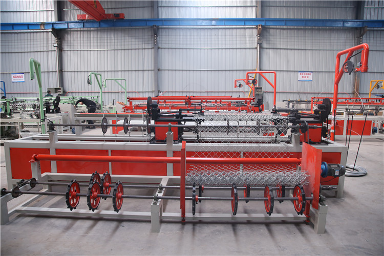 5.5kw Double Wire 30m2/H Chain Link Fencing Machine