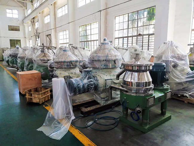 SS304 Disc Stack Centrifuge Separator For Crude Oil Refinery Machine