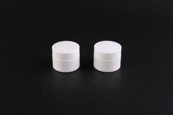 Buy cheap Fashionable 8ml PET Mini Cosmetic Containers For Gift , Clear Plastic Jars from wholesalers