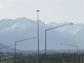 Buy cheap Q345 35m RAL Painted Cast Iron High Mast Street Light Pole from wholesalers